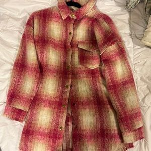 Super cute over sized flannel